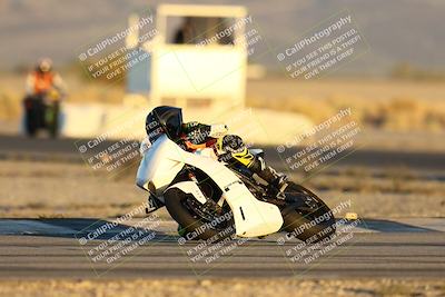 media/Dec-05-2025-CVMA Friday Practice (Fri) [[303bad9a84]]/3-Racer 3 (NRS)/Mock Race/